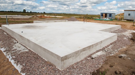 Монолитный плитный фундамент