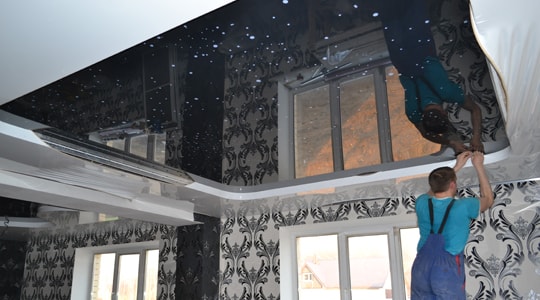 Монтаж двухуровневых натяжных потолков в Нижневартовске с материалами и  подсветкой «под ключ»