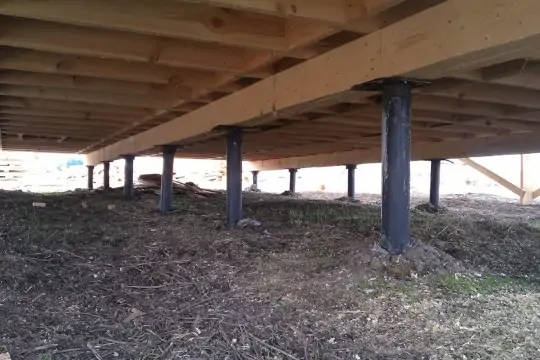 Свайный фундамент под полом
