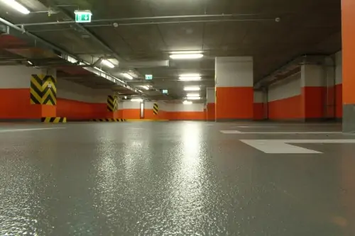 Высоконаполненный полимерный наливной пол для паркинга.